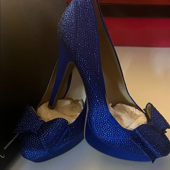 Sz9 INC International Concepts Royal Blue Embellished Platform Stilleto heels - Picture 4 of 8